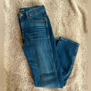 J. Crew 9” Vintage Slim Straight in Benson Wash
